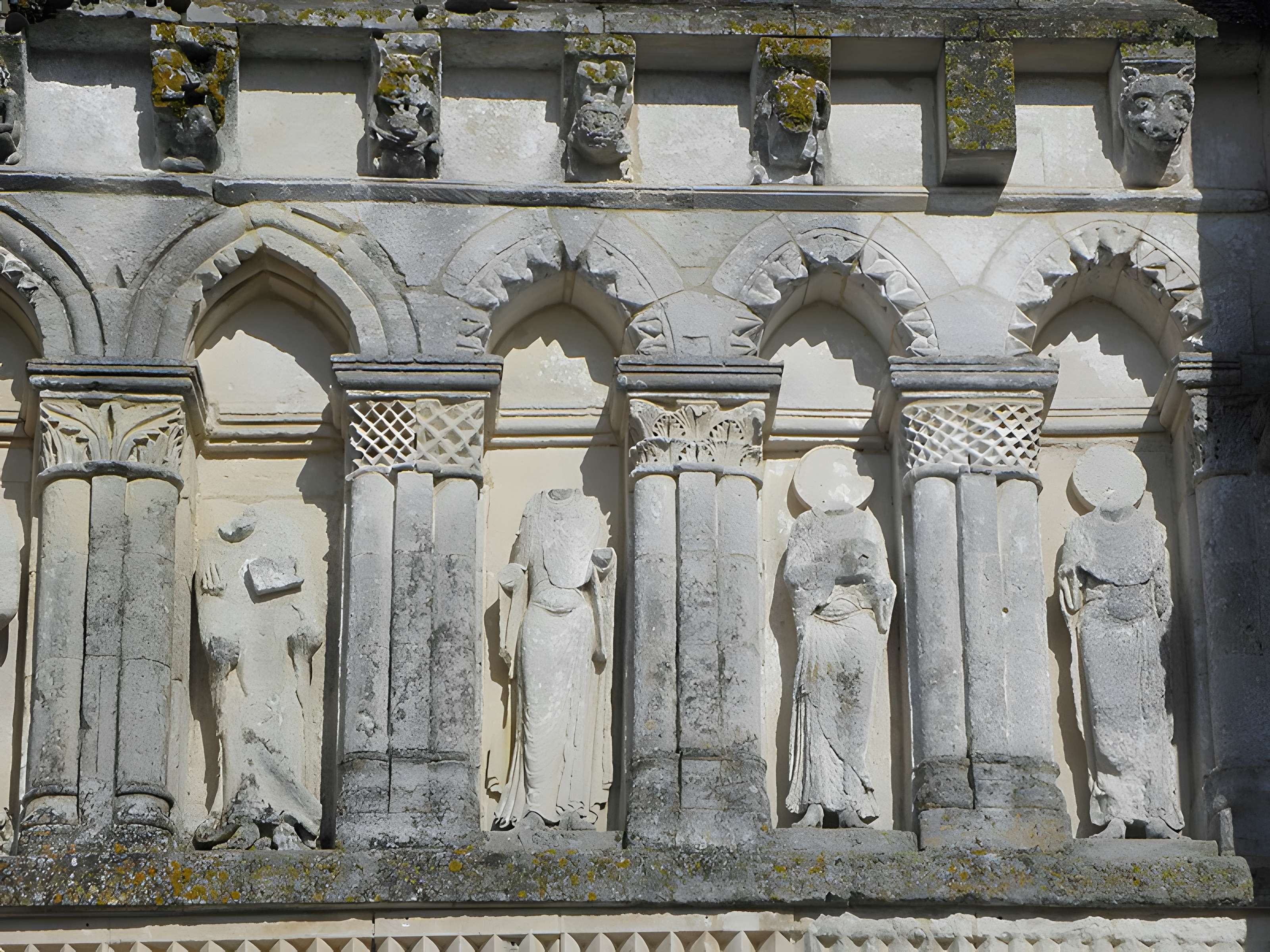 Église Saint-Pierre de Pérignac