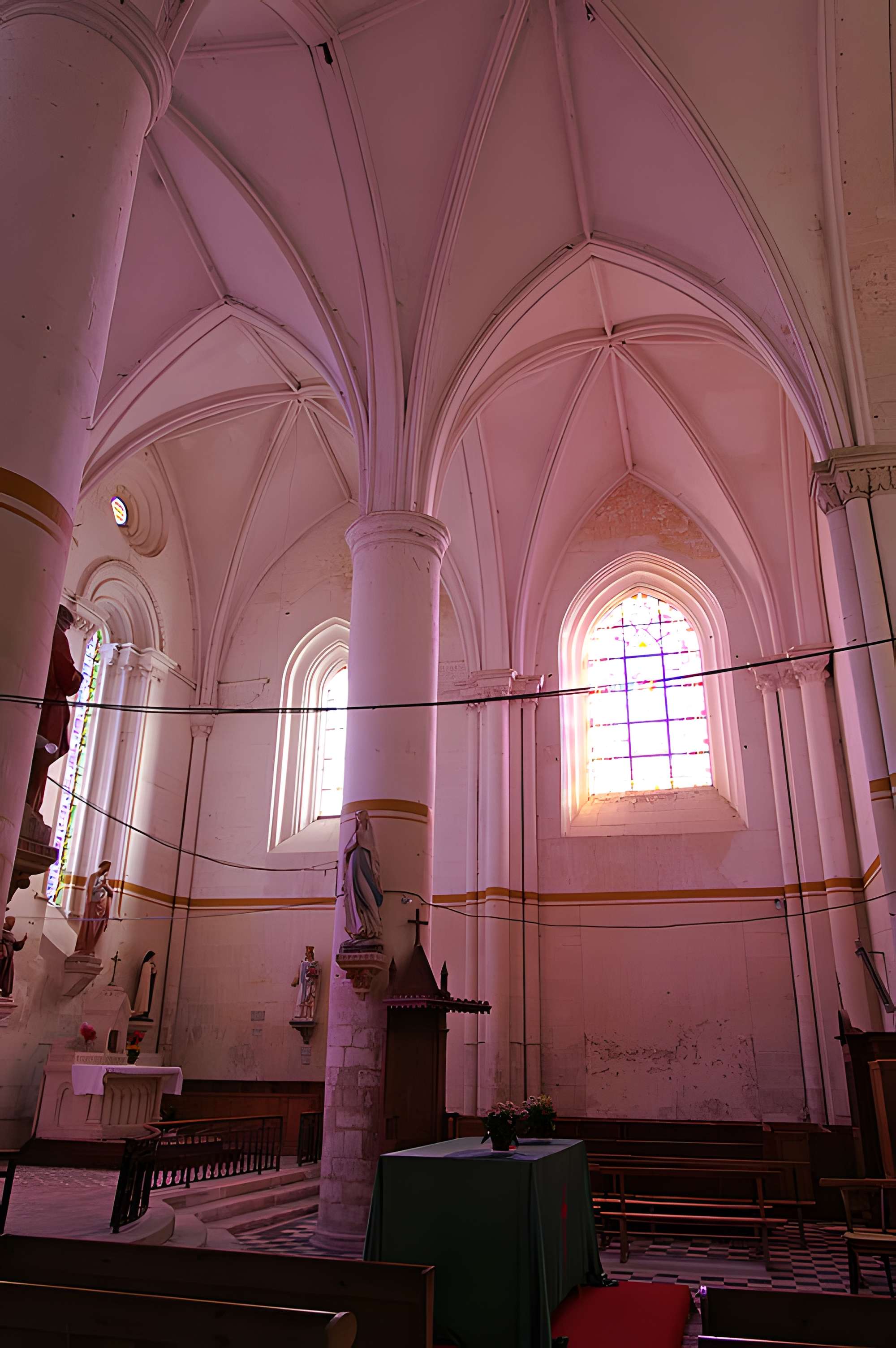 Église Saint-Pierre de Pérignac
