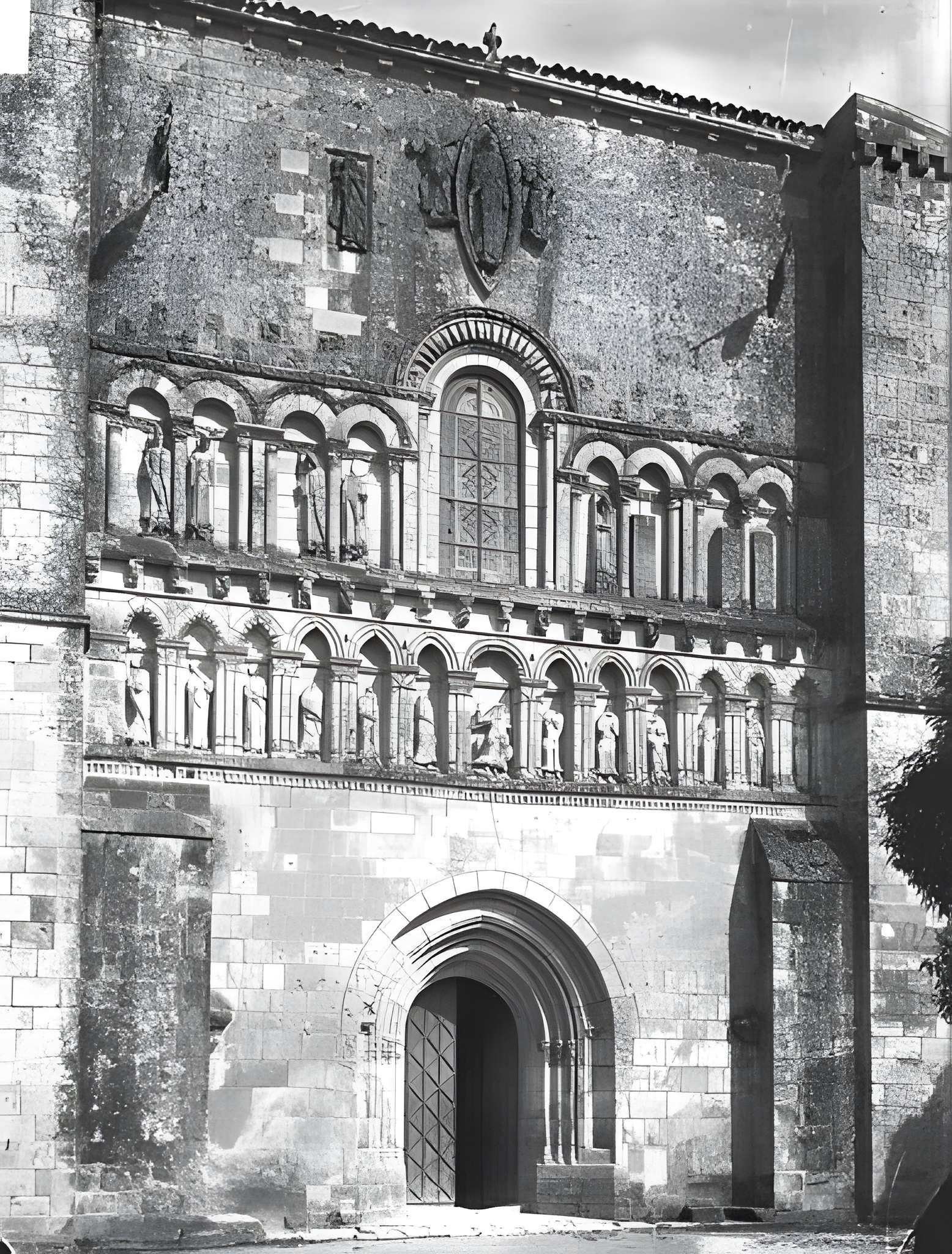 Église Saint-Pierre de Pérignac