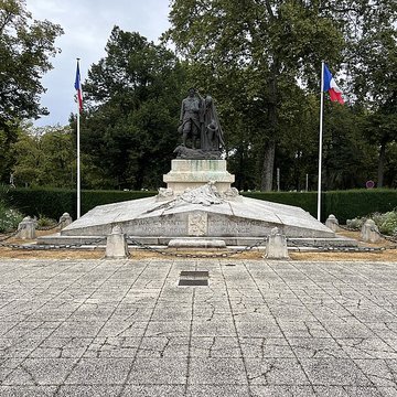 Monument aux morts de la Nièvre
