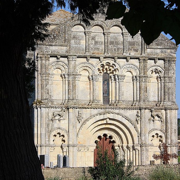Photo de Église Saint-Pierre de Petit-Palais-et-Cornemps