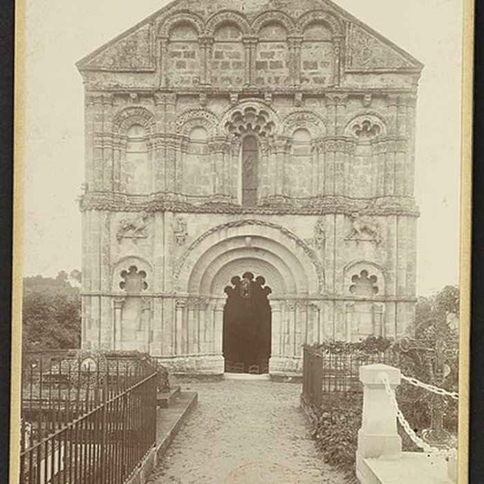Photo de Église Saint-Pierre de Petit-Palais-et-Cornemps