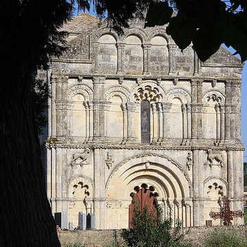 Église Saint-Pierre de Petit-Palais-et-Cornemps