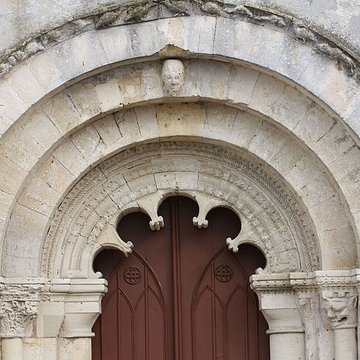Église Saint-Pierre de Petit-Palais-et-Cornemps