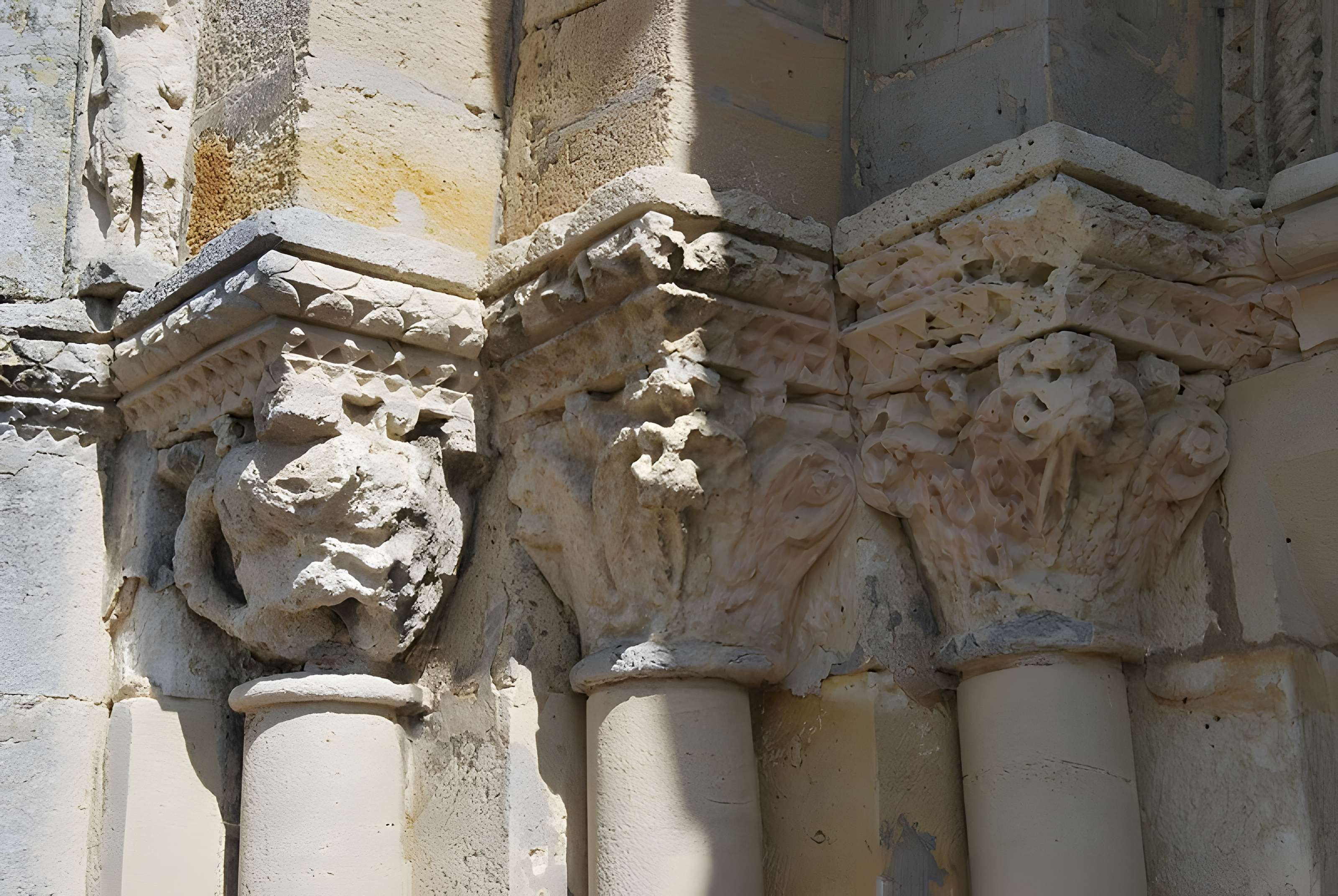 Église Saint-Pierre de Petit-Palais-et-Cornemps