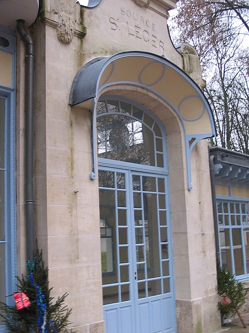 Photo de Pavillon des Sources Saint-Léger et Saint-Léon de l'ancien parc thermal