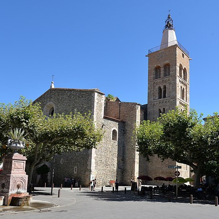Photo de Église Saint-Pierre de Prades