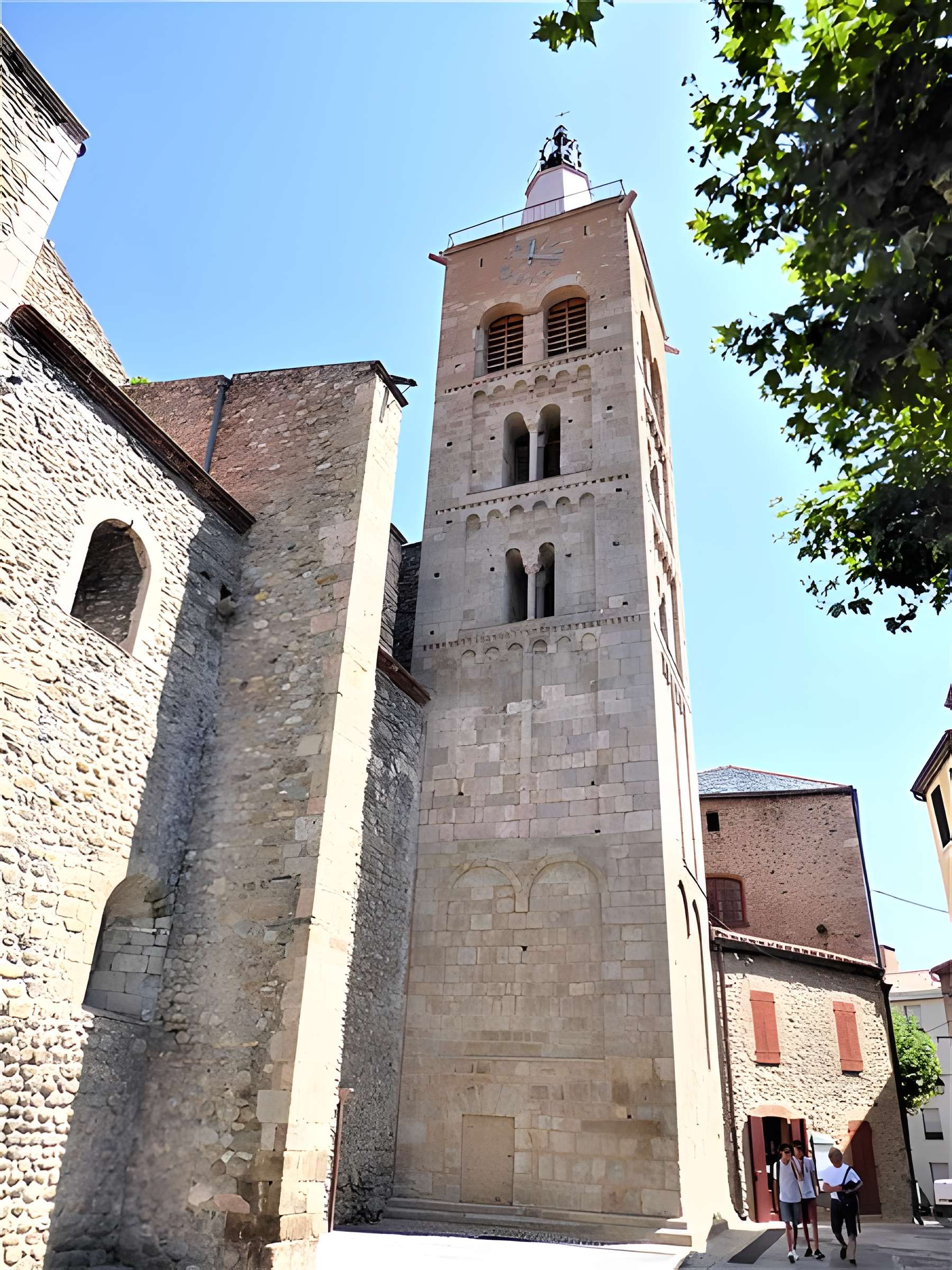 Église Saint-Pierre de Prades
