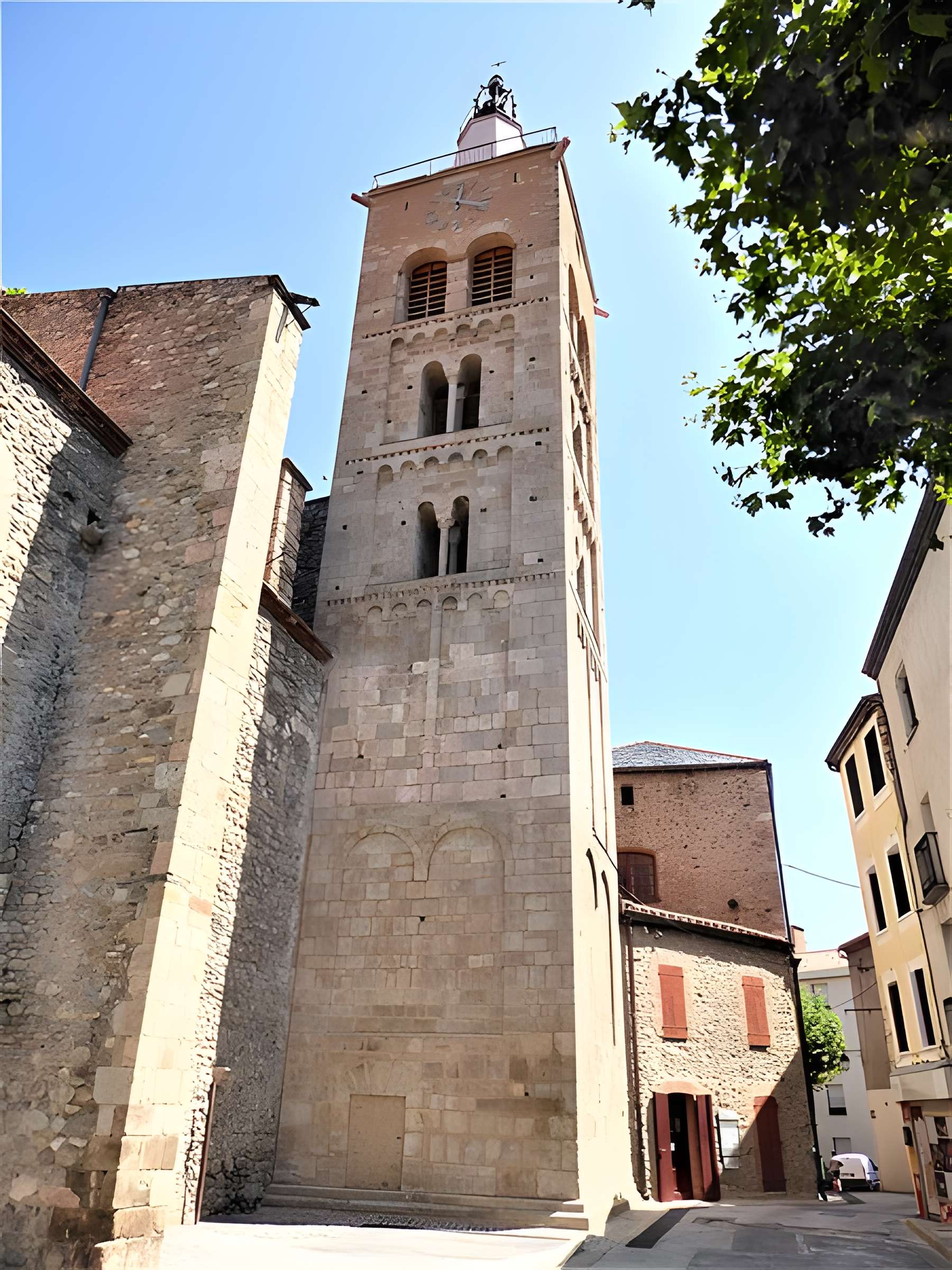 Église Saint-Pierre de Prades