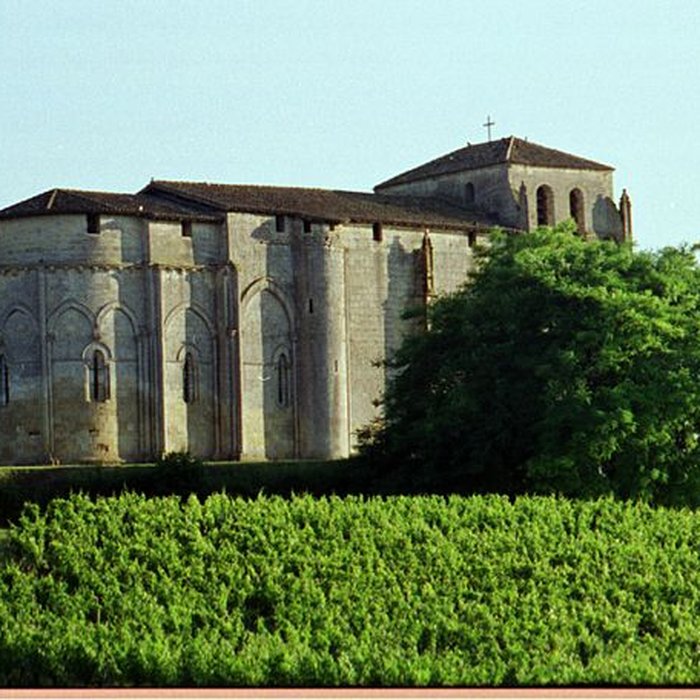 Photo de Église Saint-Pierre de Pujols