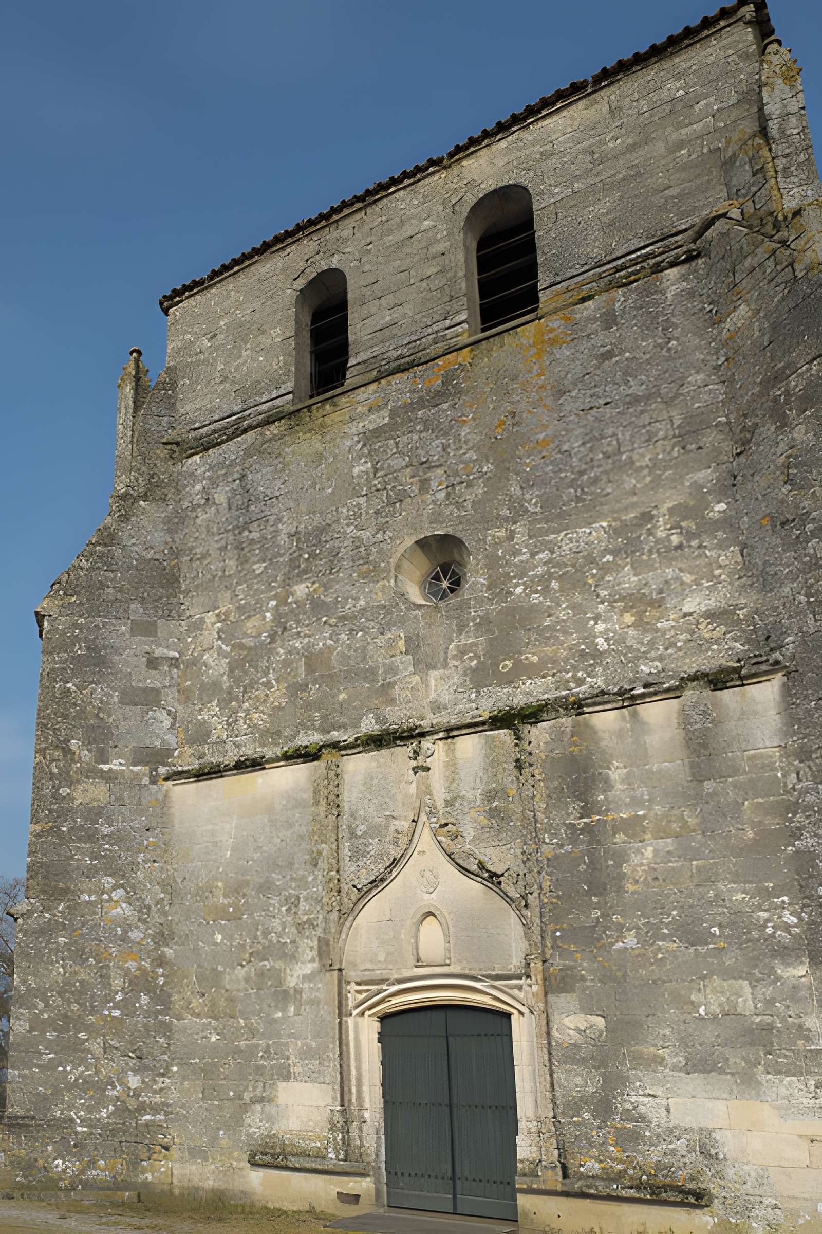Église Saint-Pierre de Pujols