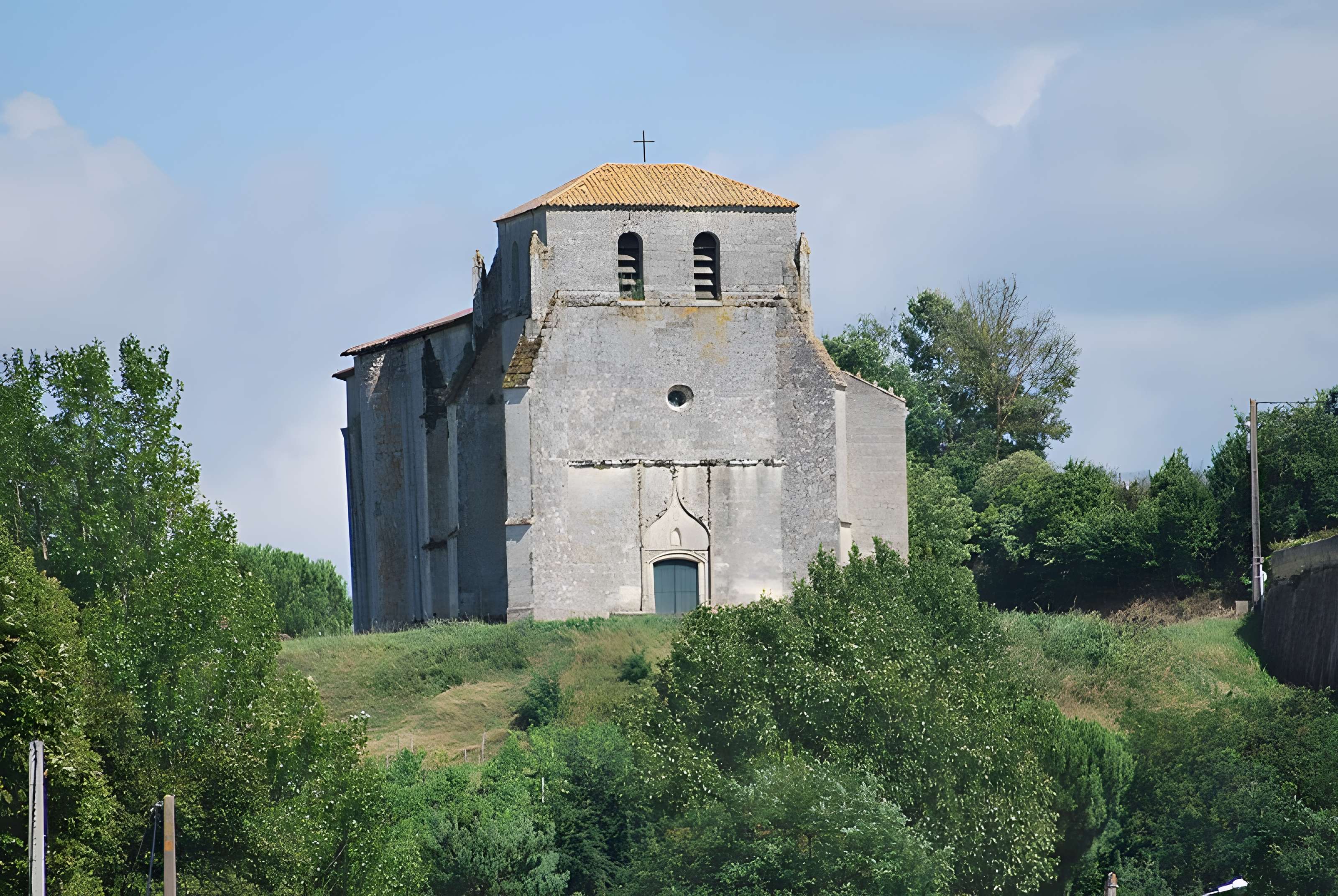 Église Saint-Pierre de Pujols