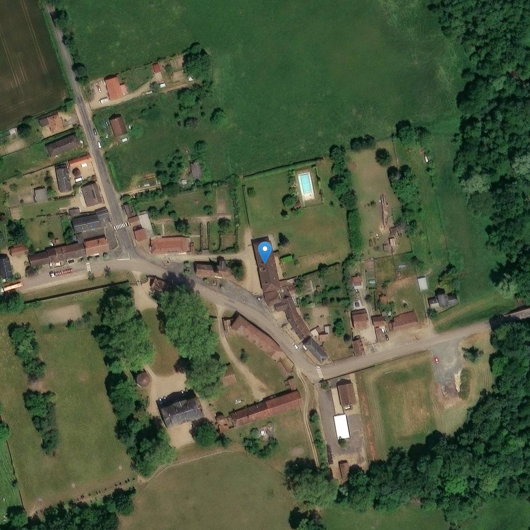 Photo de 旧労働者の住宅は、Caserns と呼ばれる