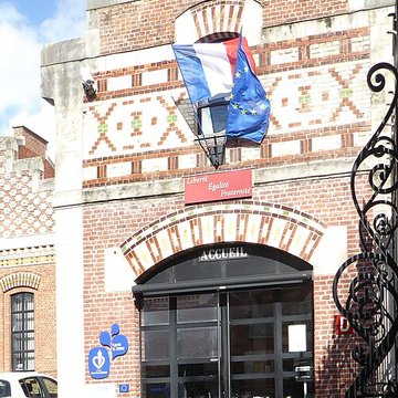 Ancienne école nationale professionnelle, actuel lycée Gustave Eiffel