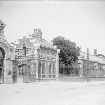 Ancienne école nationale professionnelle, actuel lycée Gustave Eiffel