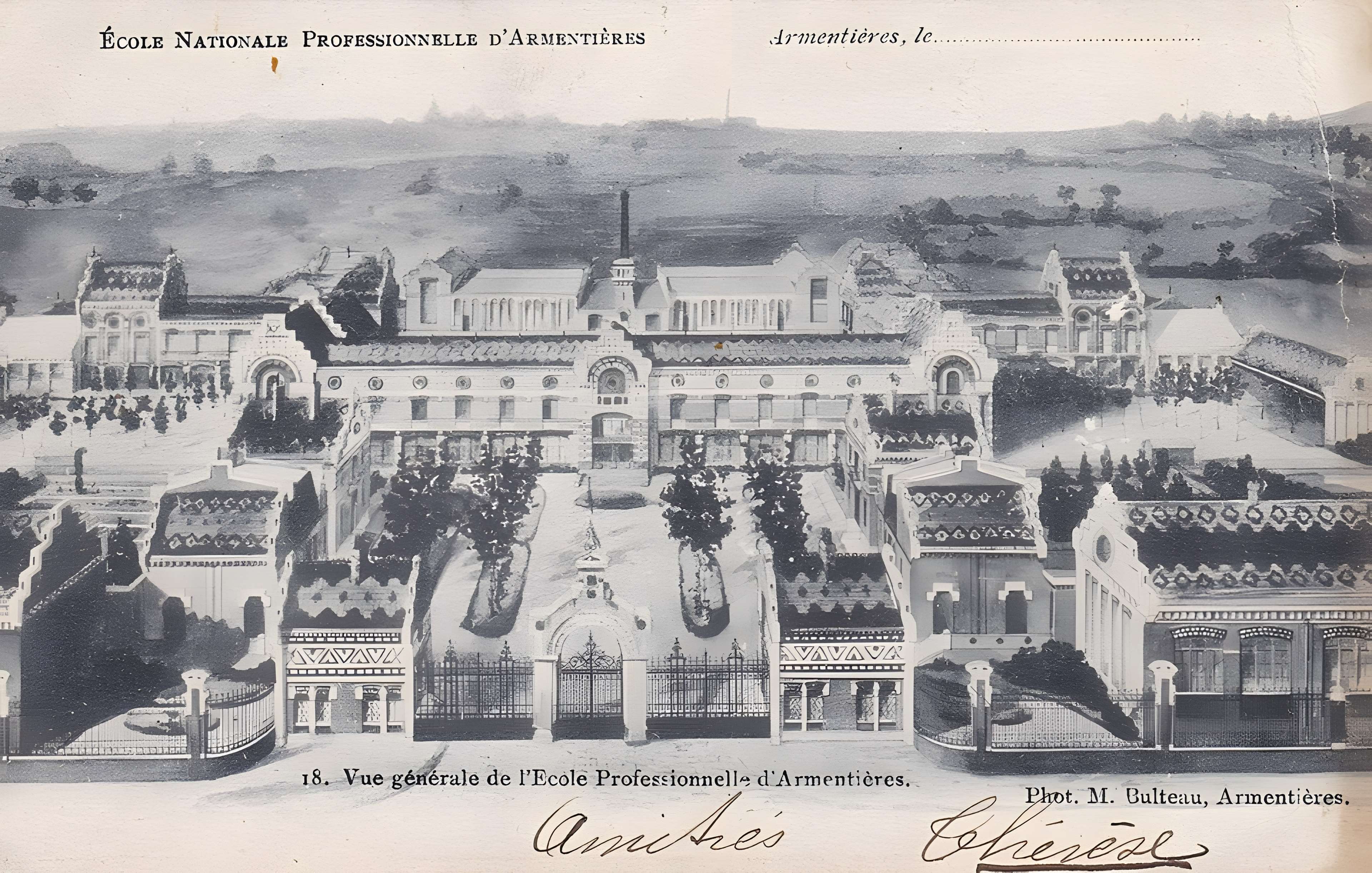 Ancienne école nationale professionnelle, actuel lycée Gustave Eiffel