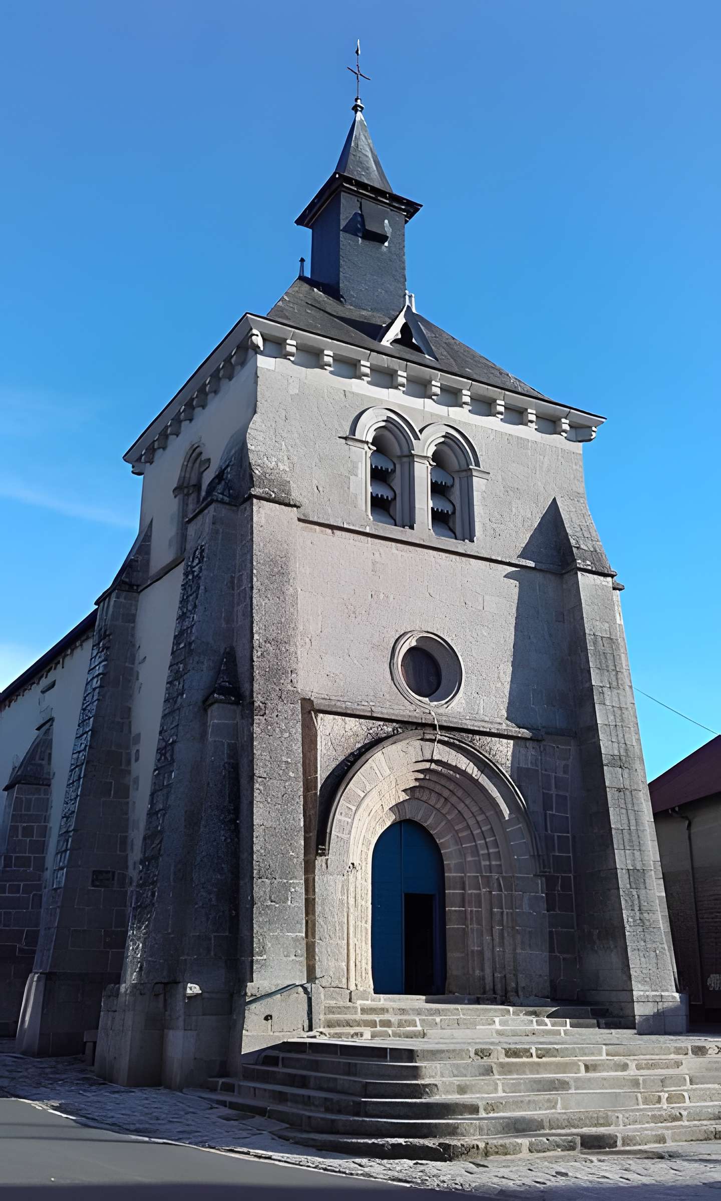 Église Saint-Pierre de Roches
