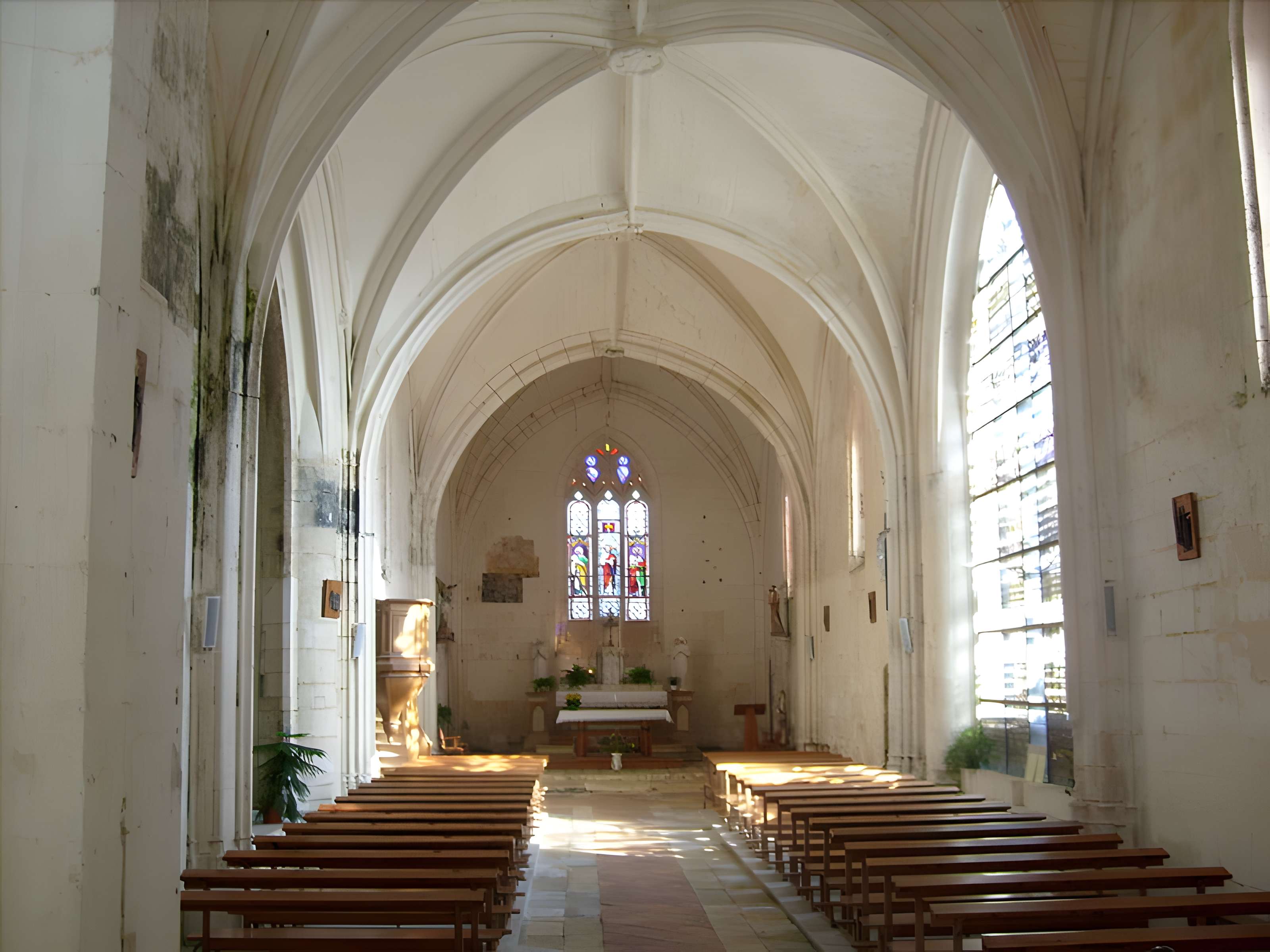 Église Saint-Pierre de Romegoux