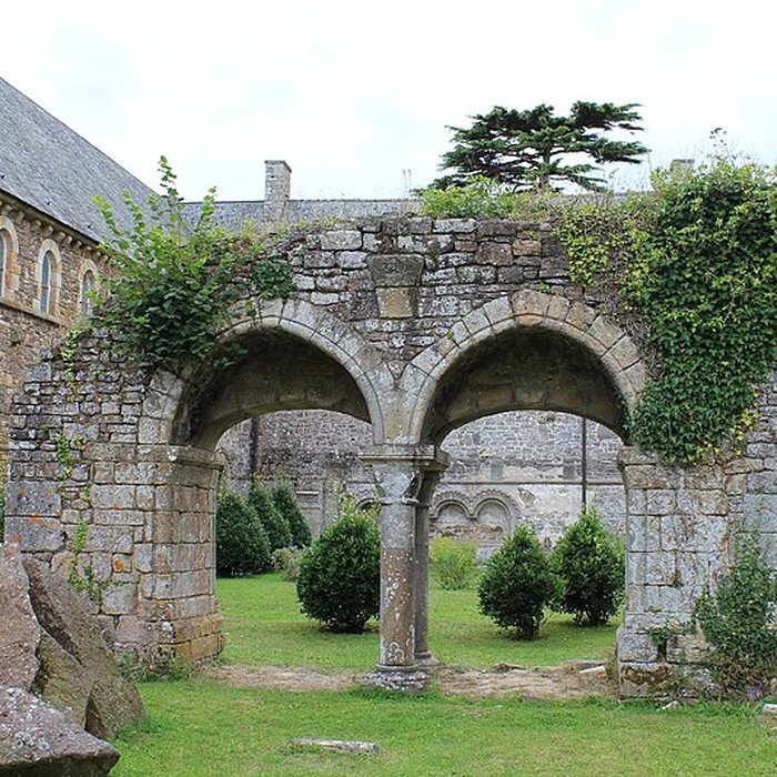 Photo de Abbaye de La Lucerne dOutremer