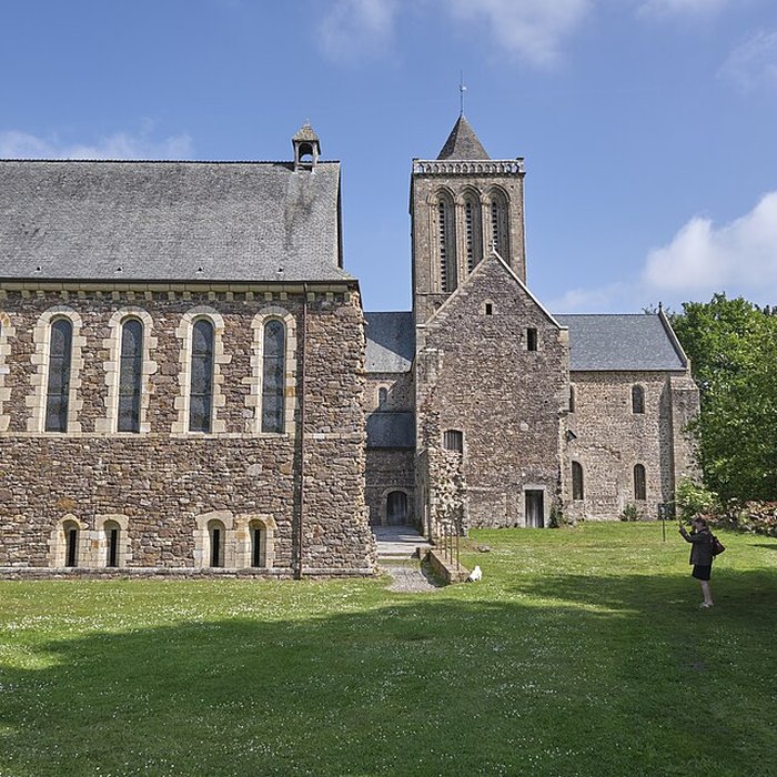 Photo de Abbaye de La Lucerne dOutremer