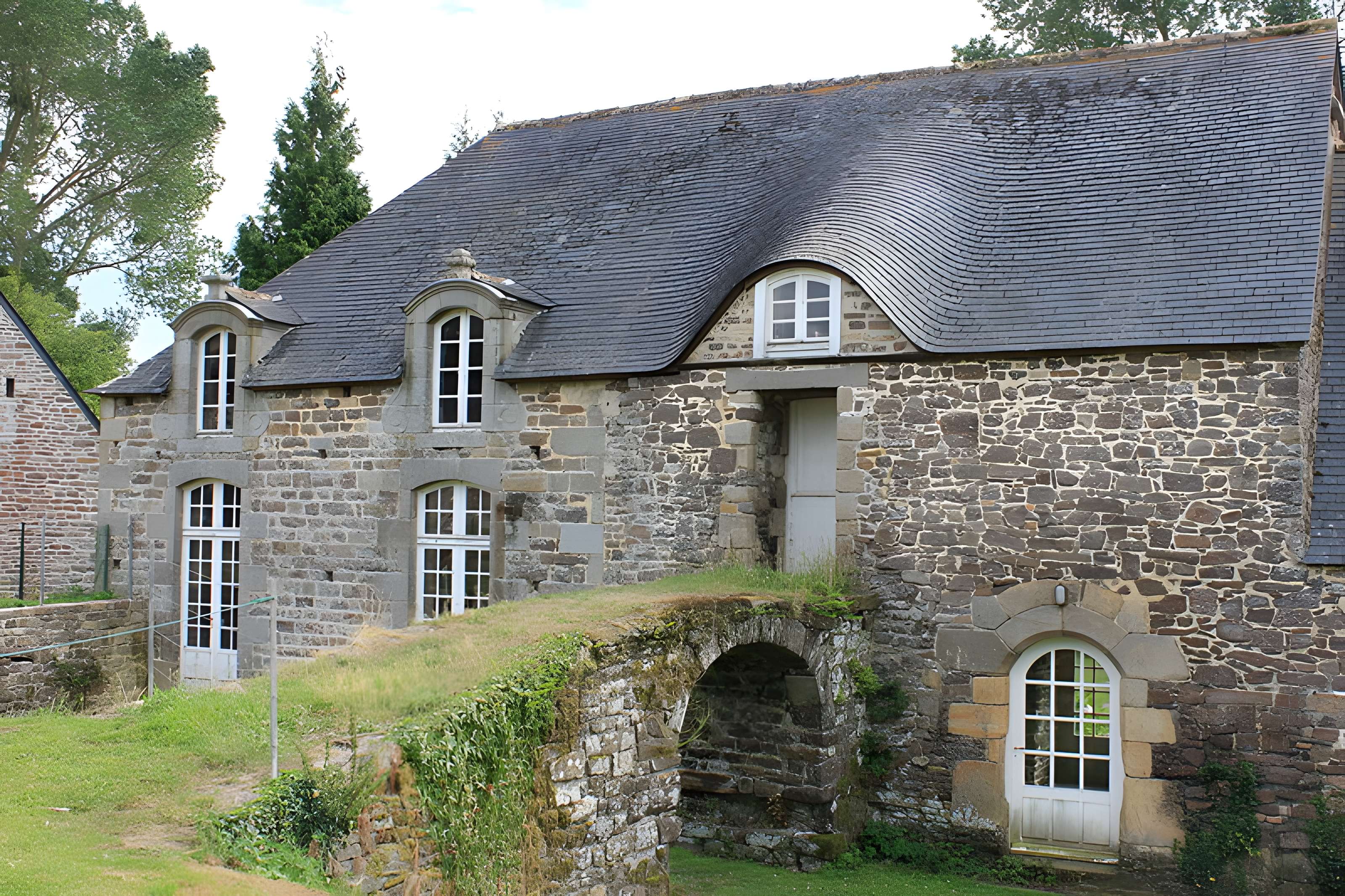 Abbaye de La Lucerne d'Outremer
