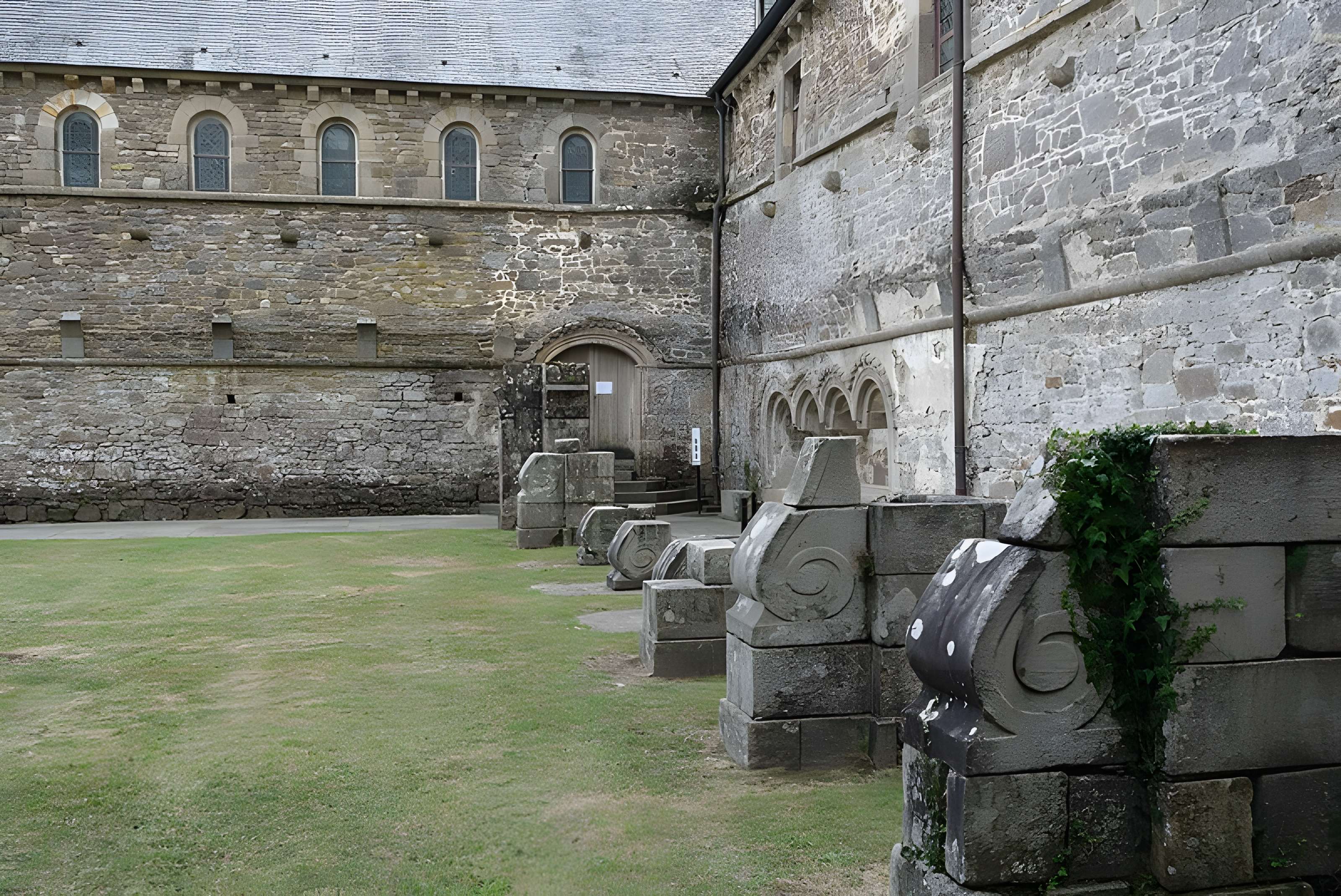 Abbaye de La Lucerne d'Outremer
