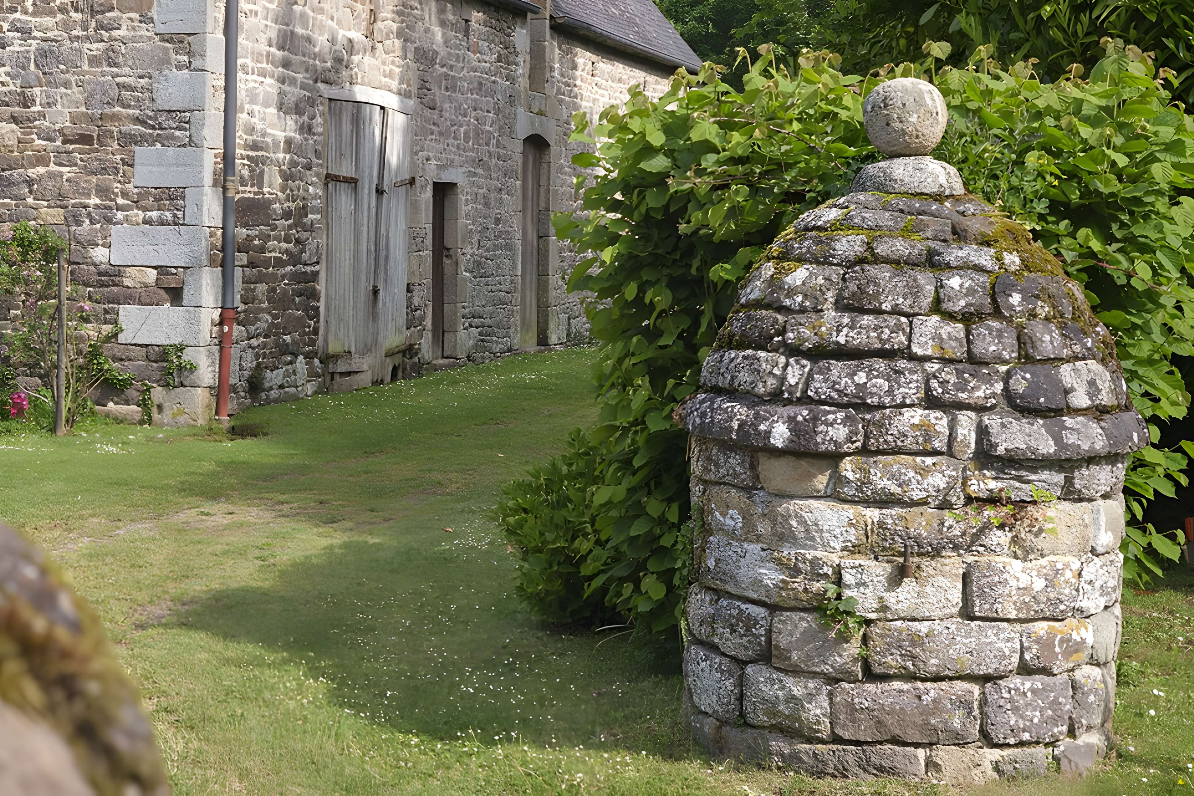 Abbaye de La Lucerne d'Outremer