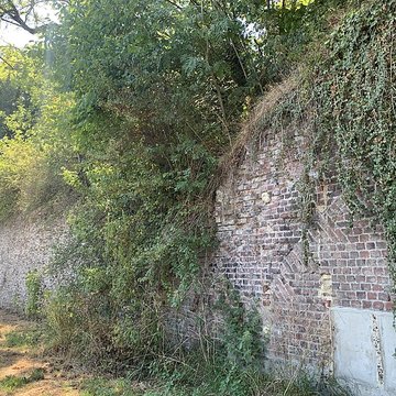 Ancienne enceinte espagnole