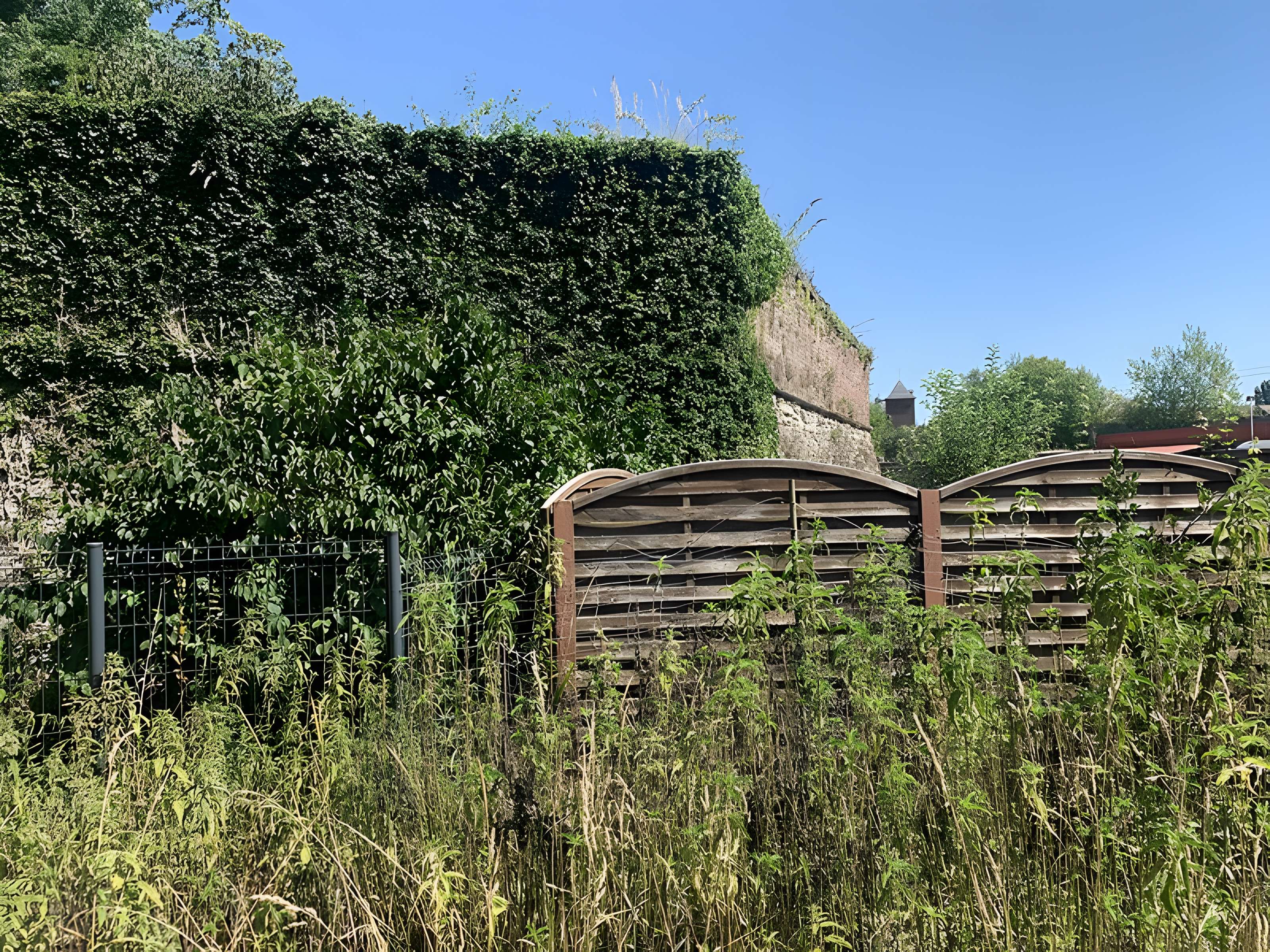 Ancienne enceinte espagnole