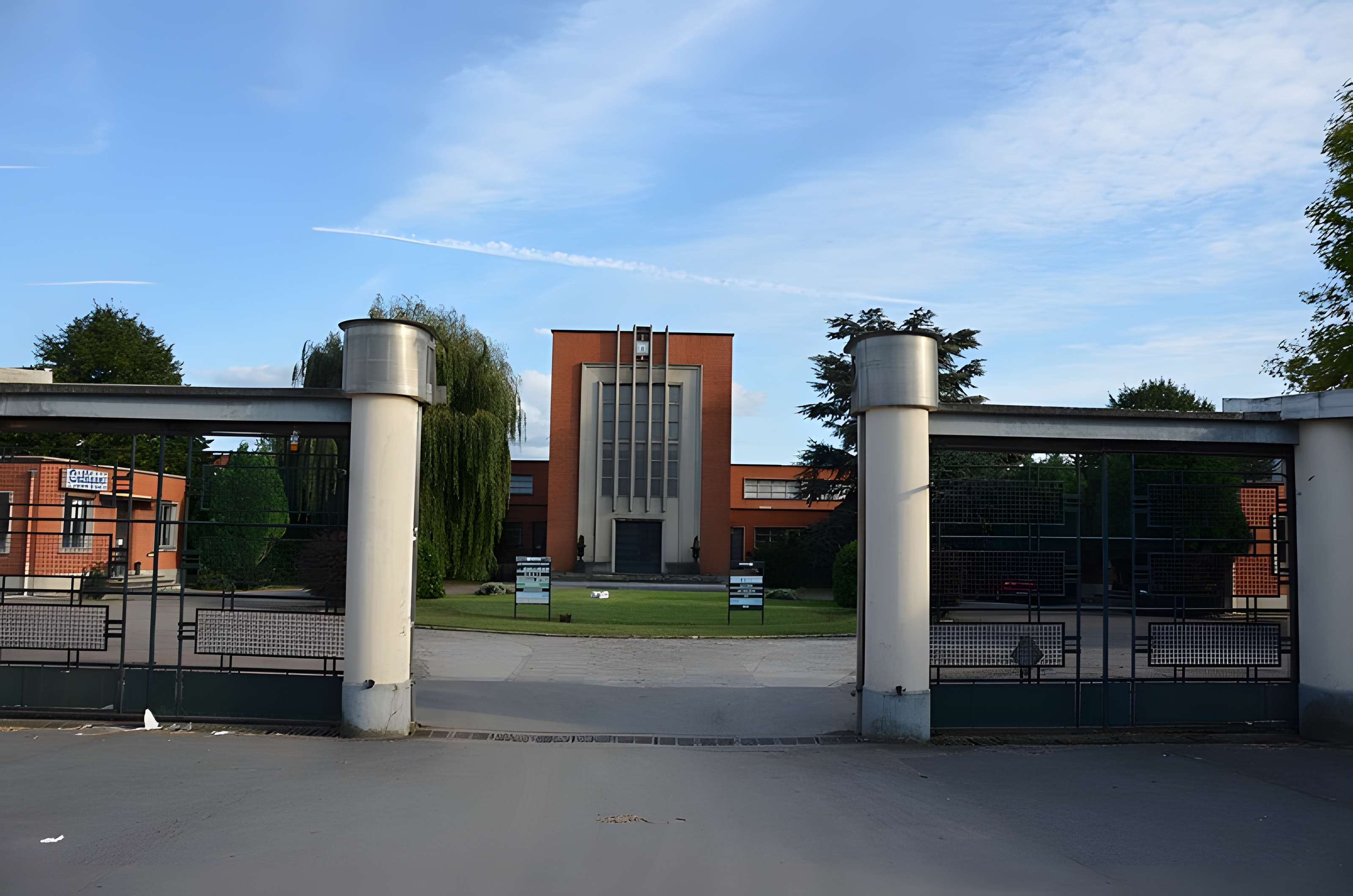 Ancienne filature dite Les Textiles de Douai