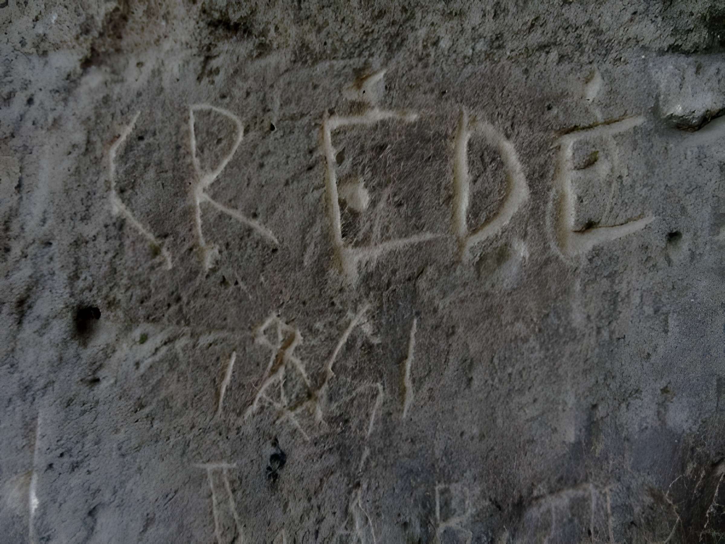 Église Saint-Pierre de Saint-Julien-du-Sault