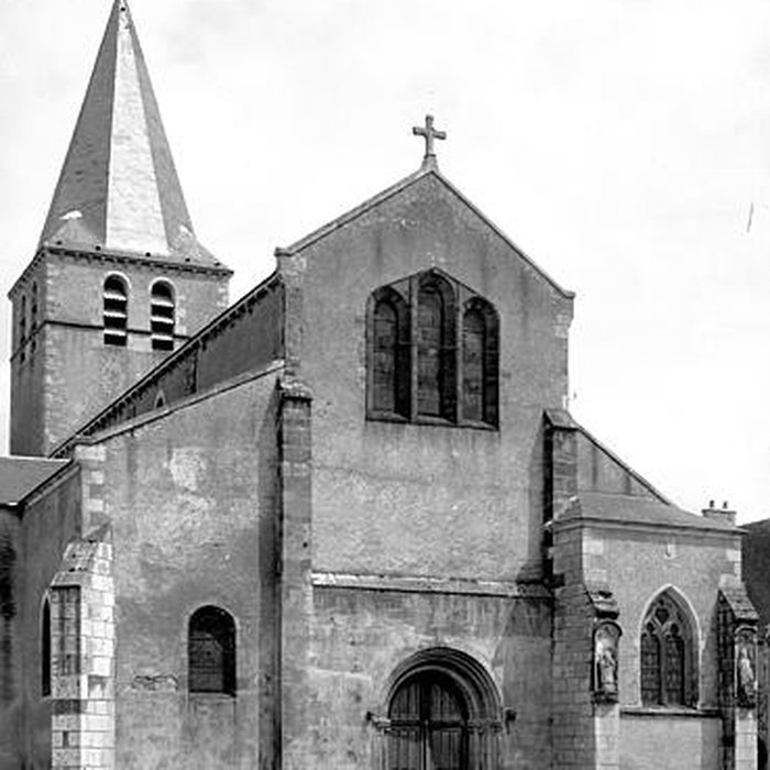 Photo de Église Saint-Pierre de Saint-Pierre-le-Moûtier