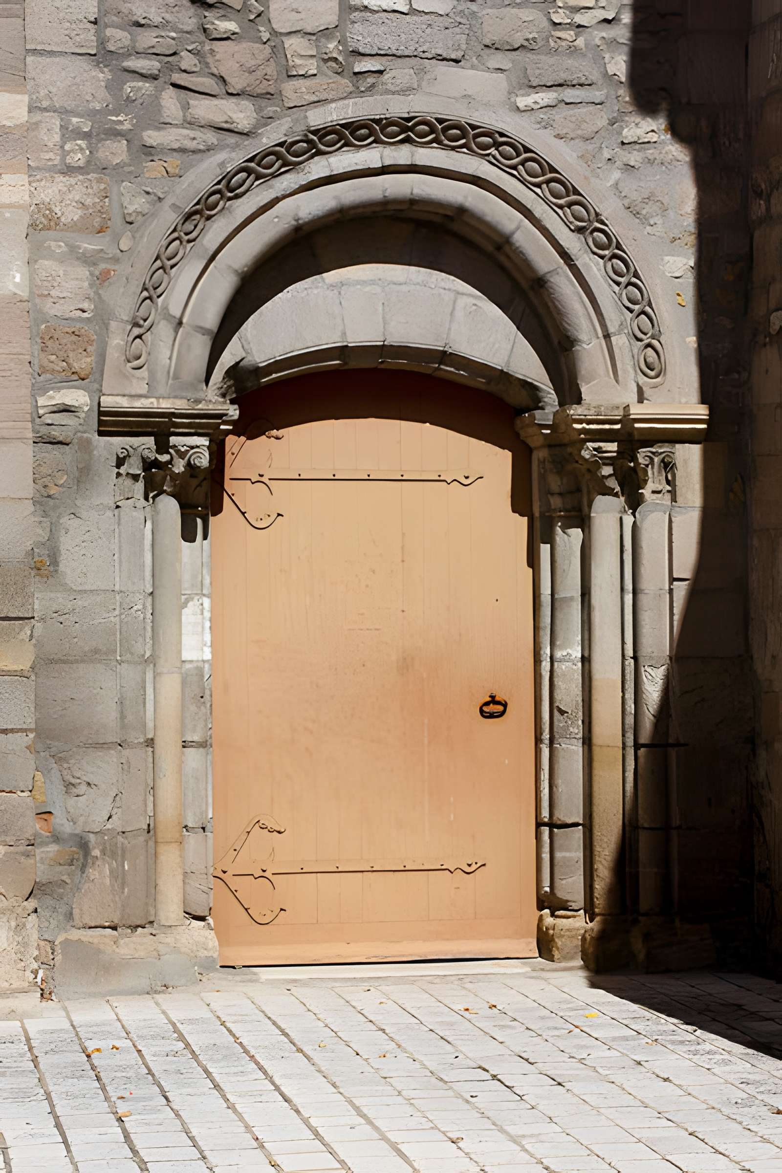 Église Saint-Pierre de Saint-Pierre-le-Moûtier