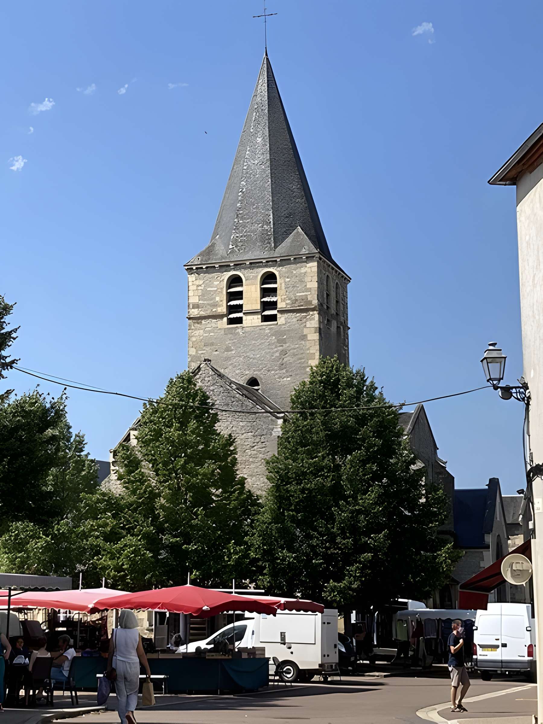 Église Saint-Pierre de Saint-Pierre-le-Moûtier