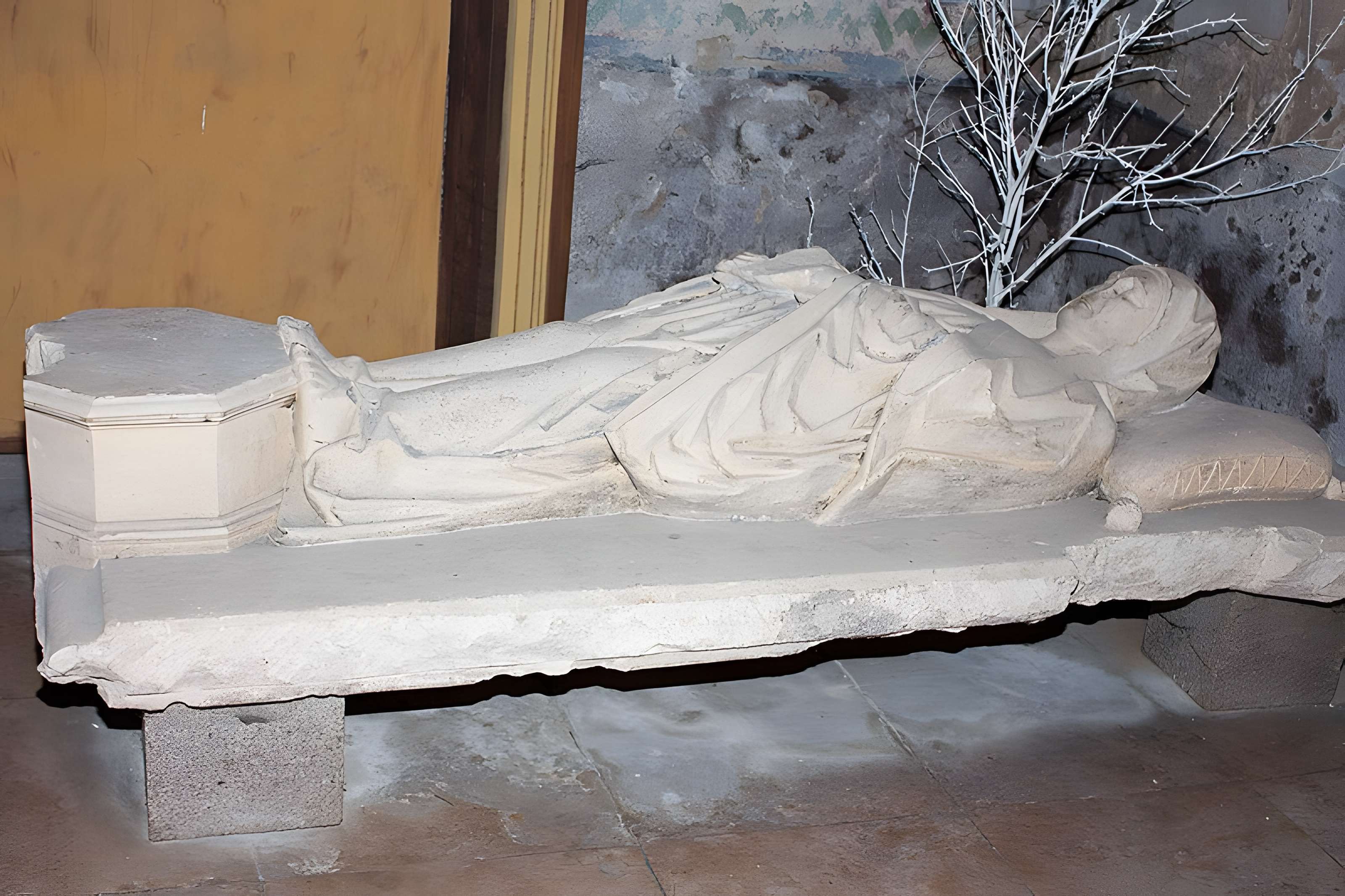 Église Saint-Pierre de Saint-Pierre-le-Moûtier