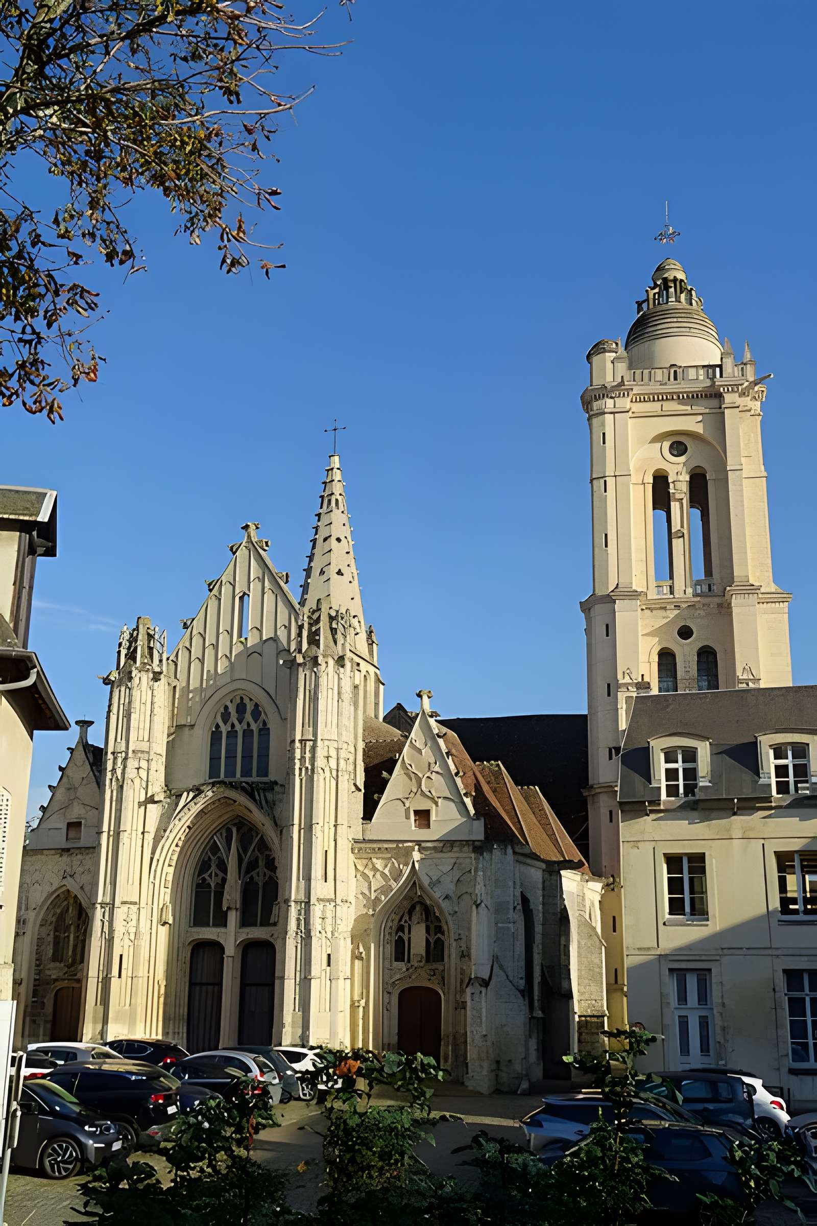 Église Saint-Pierre de Senlis