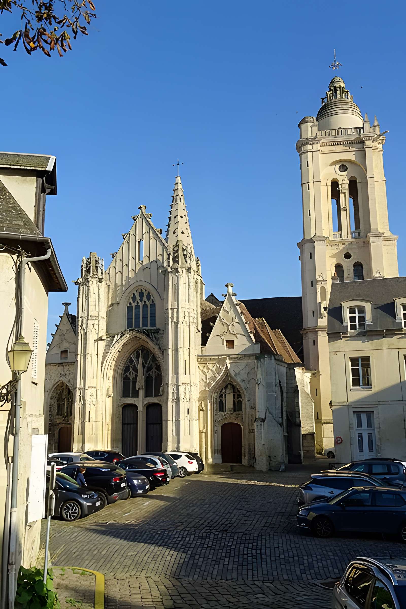 Église Saint-Pierre de Senlis