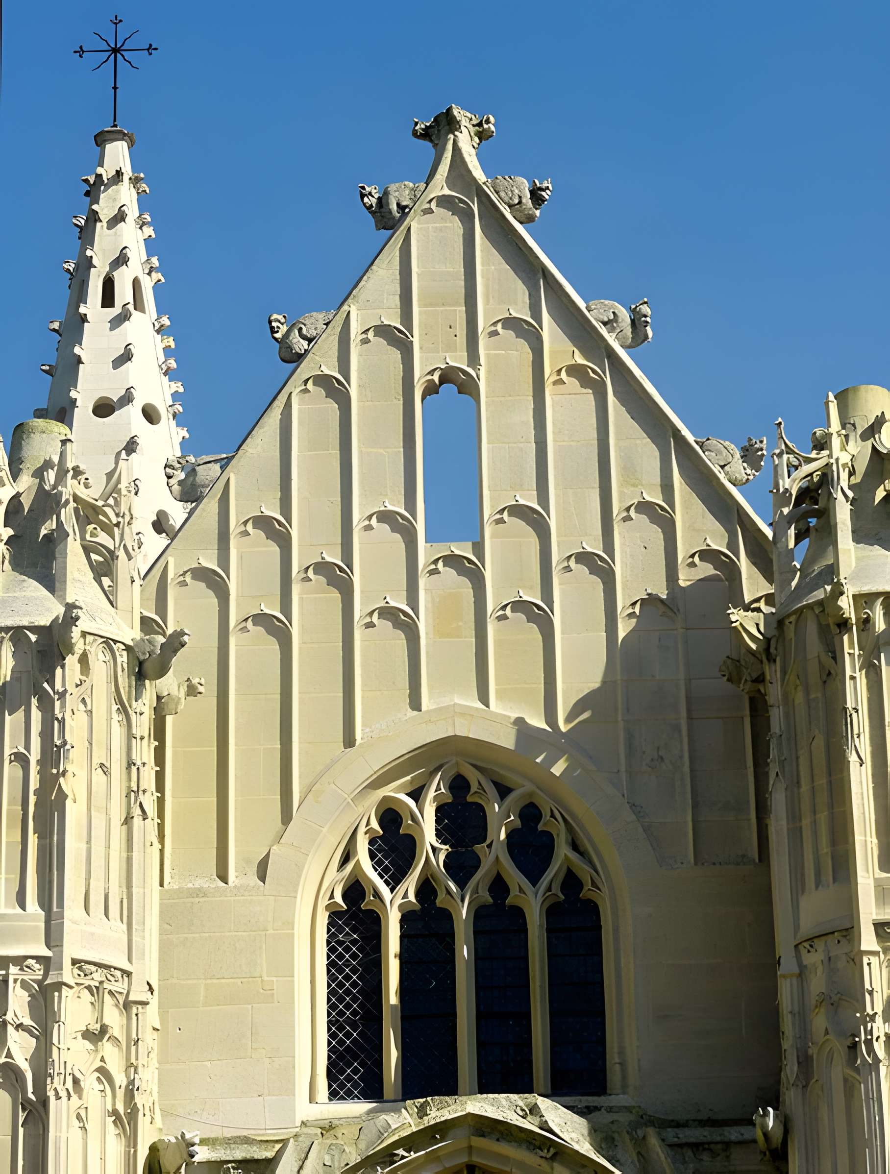 Église Saint-Pierre de Senlis