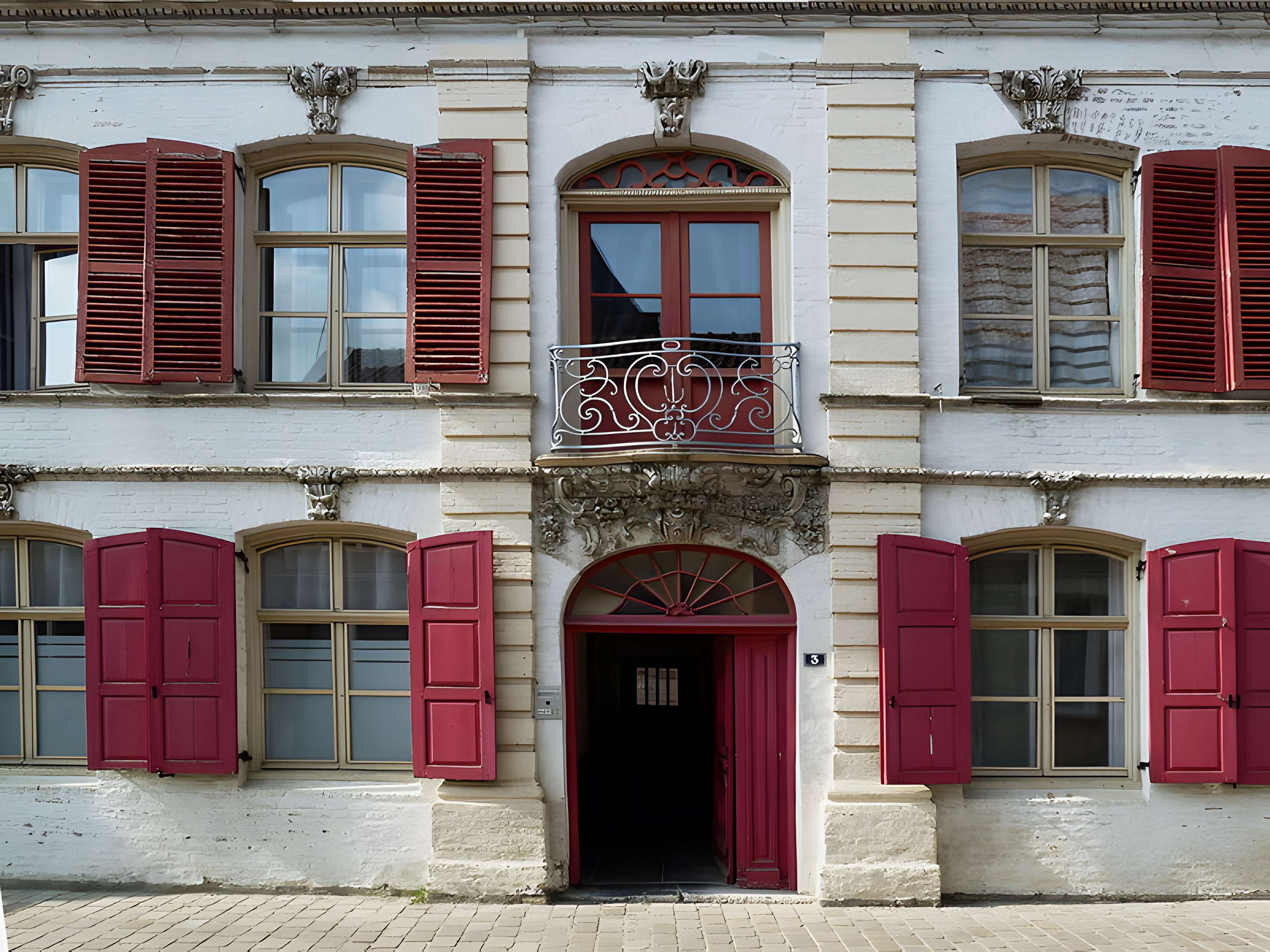 Ancien presbytère ou maison dite du chevalier de Guernonval