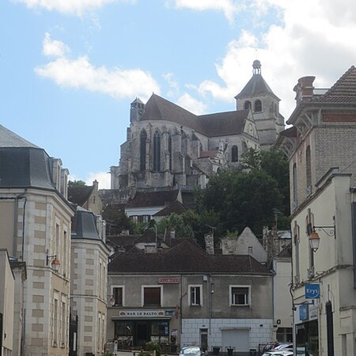 Photo de Église Saint-Pierre de Tonnerre