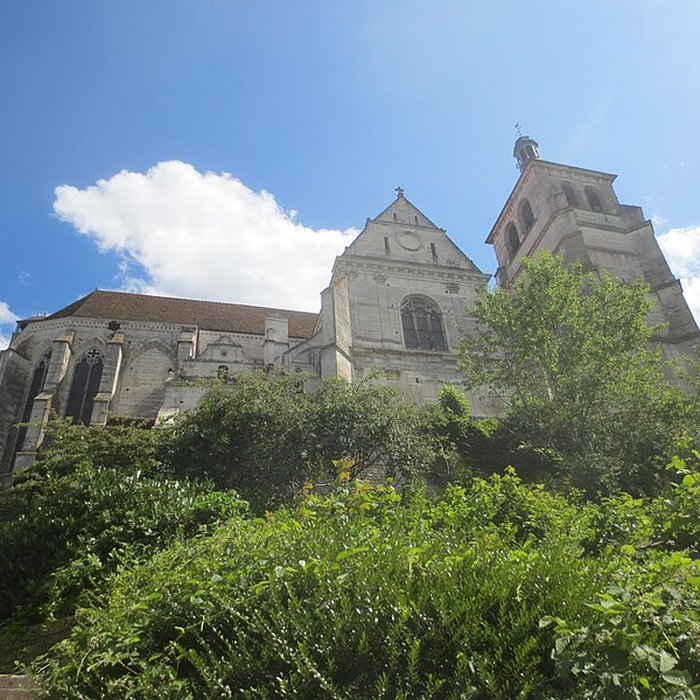 Photo de Église Saint-Pierre de Tonnerre