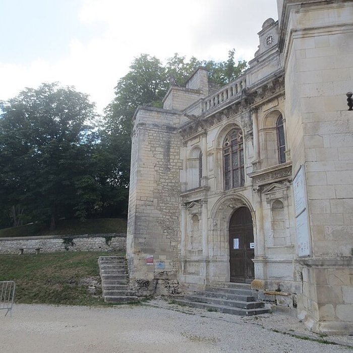 Photo de Église Saint-Pierre de Tonnerre