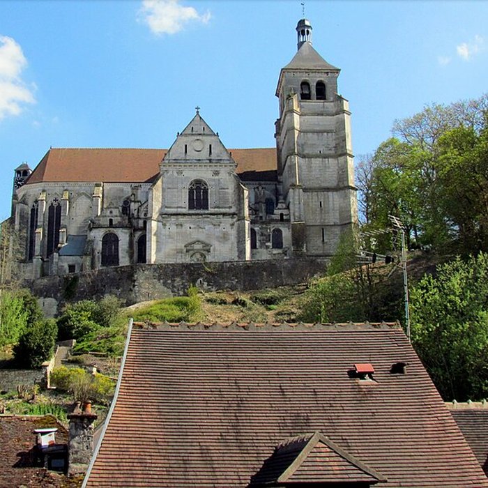 Photo de Église Saint-Pierre de Tonnerre