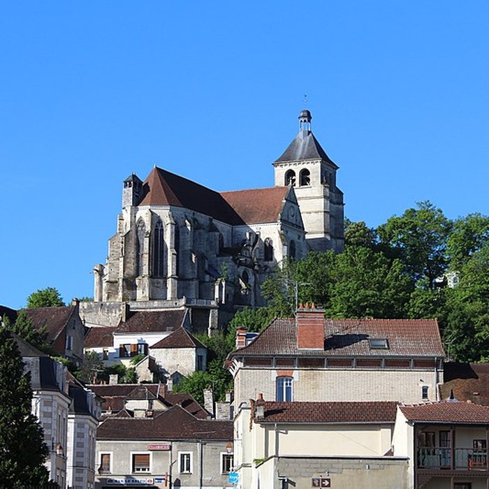 Photo de Église Saint-Pierre de Tonnerre