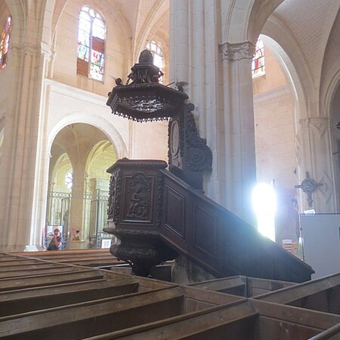 Photo de Église Saint-Pierre de Tonnerre
