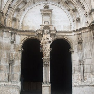 Église Saint-Pierre de Tonnerre
