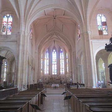 Église Saint-Pierre de Tonnerre