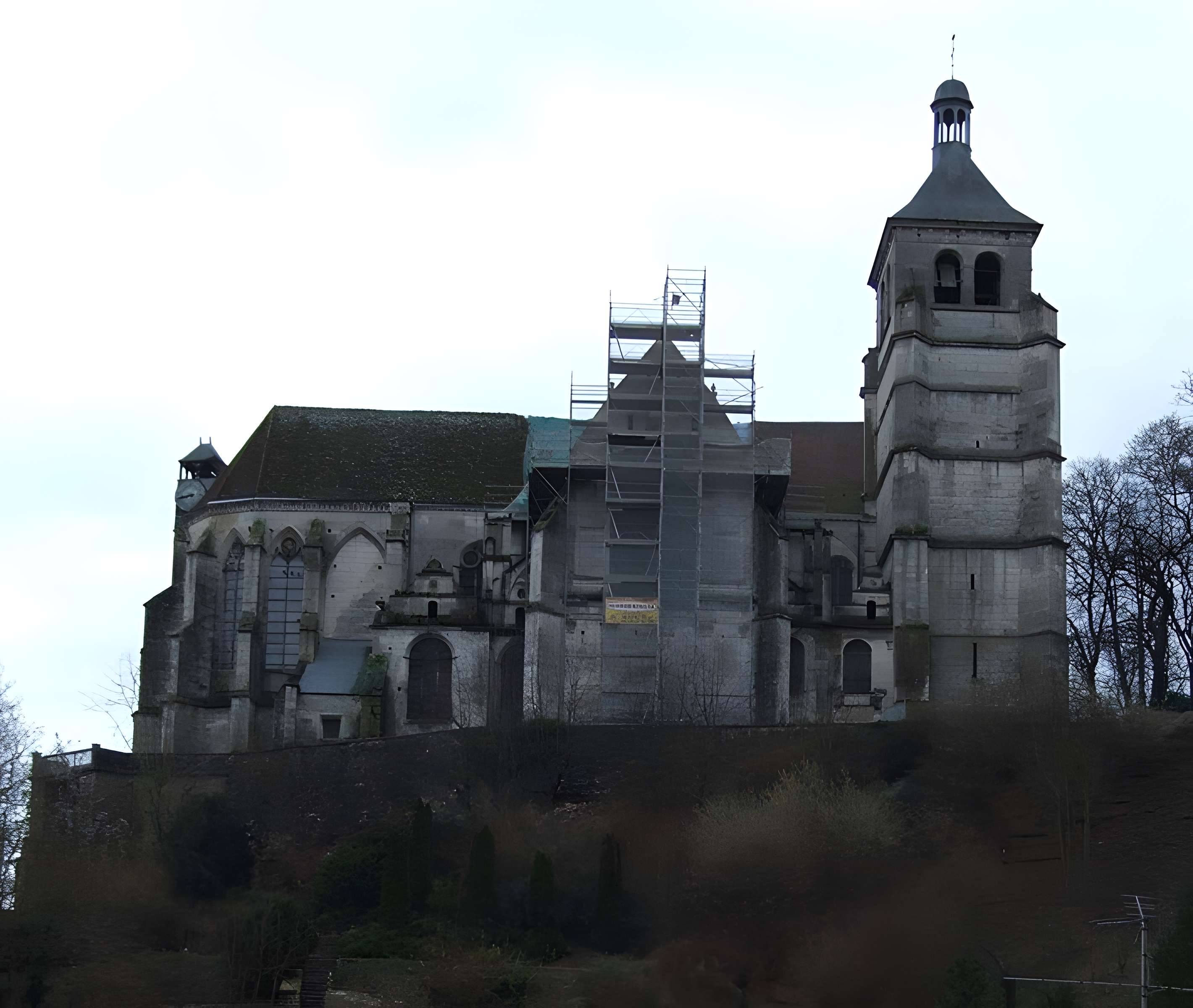 Église Saint-Pierre de Tonnerre