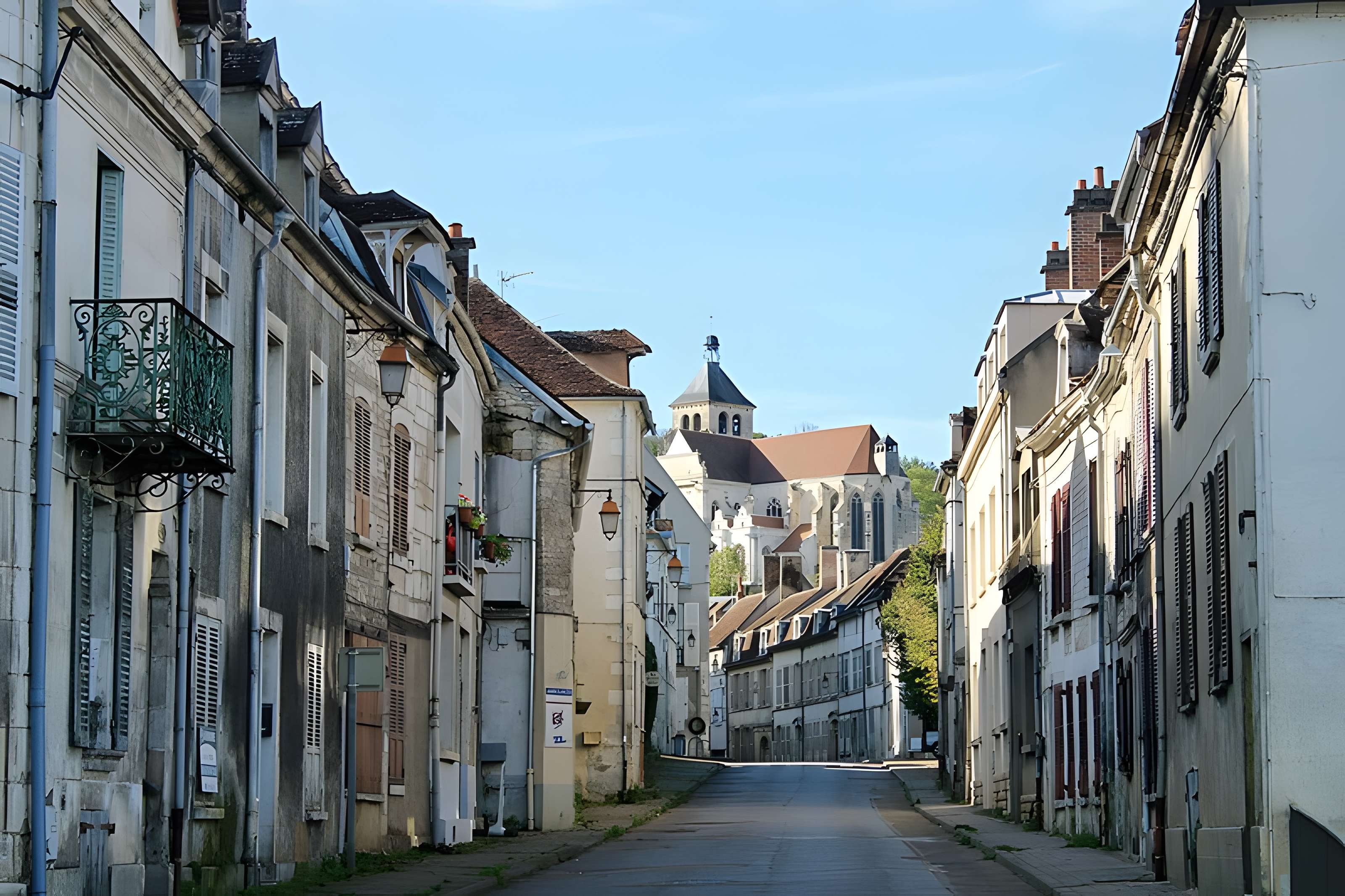 Église Saint-Pierre de Tonnerre