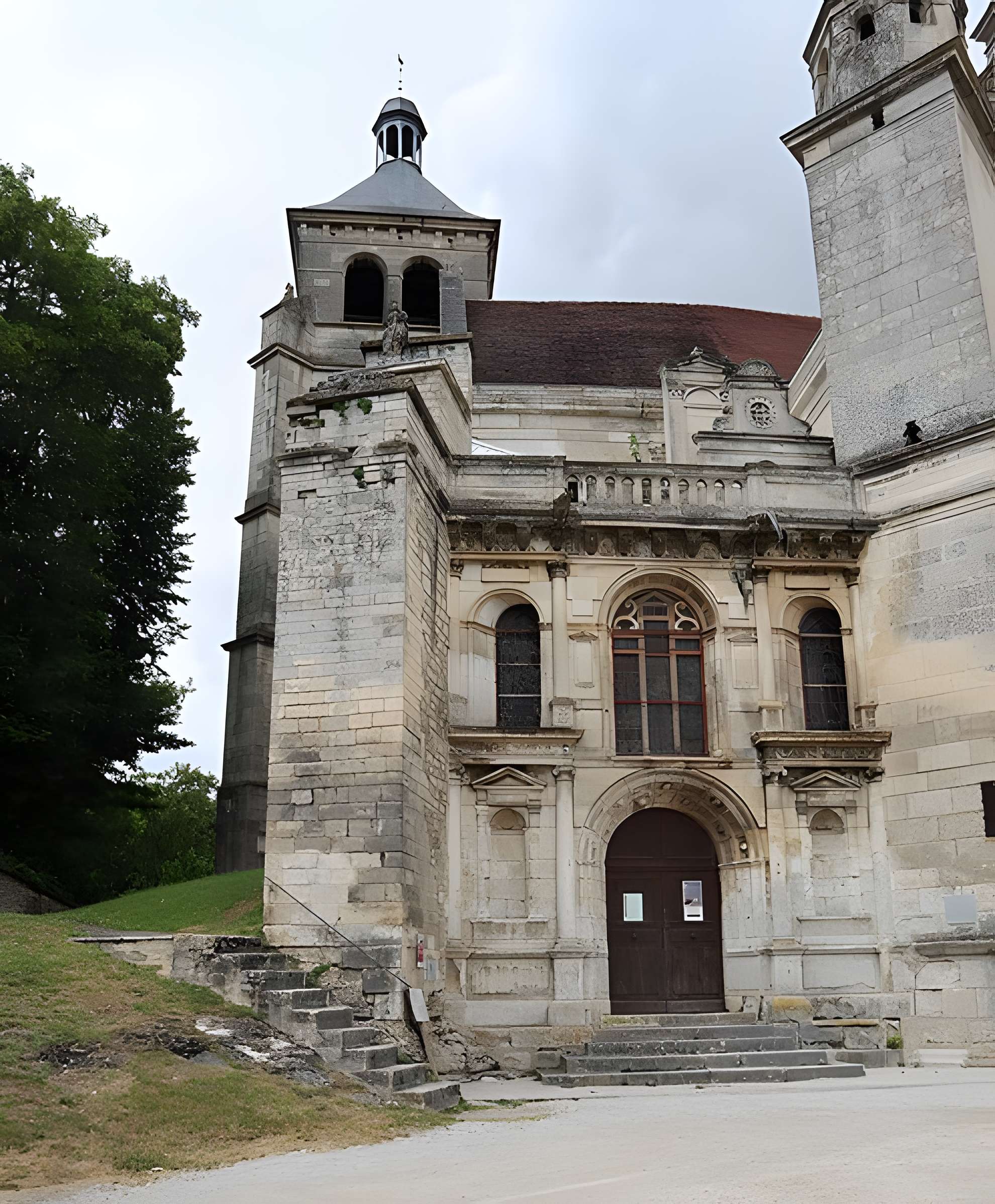 Église Saint-Pierre de Tonnerre